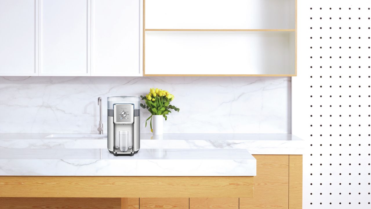 Breville - the AquaStation Chilled