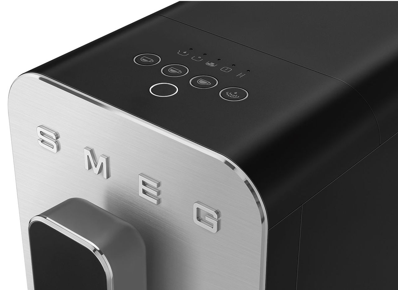 Smeg - Bean to Cup Coffee Machine with Steam Wand - Black Matt