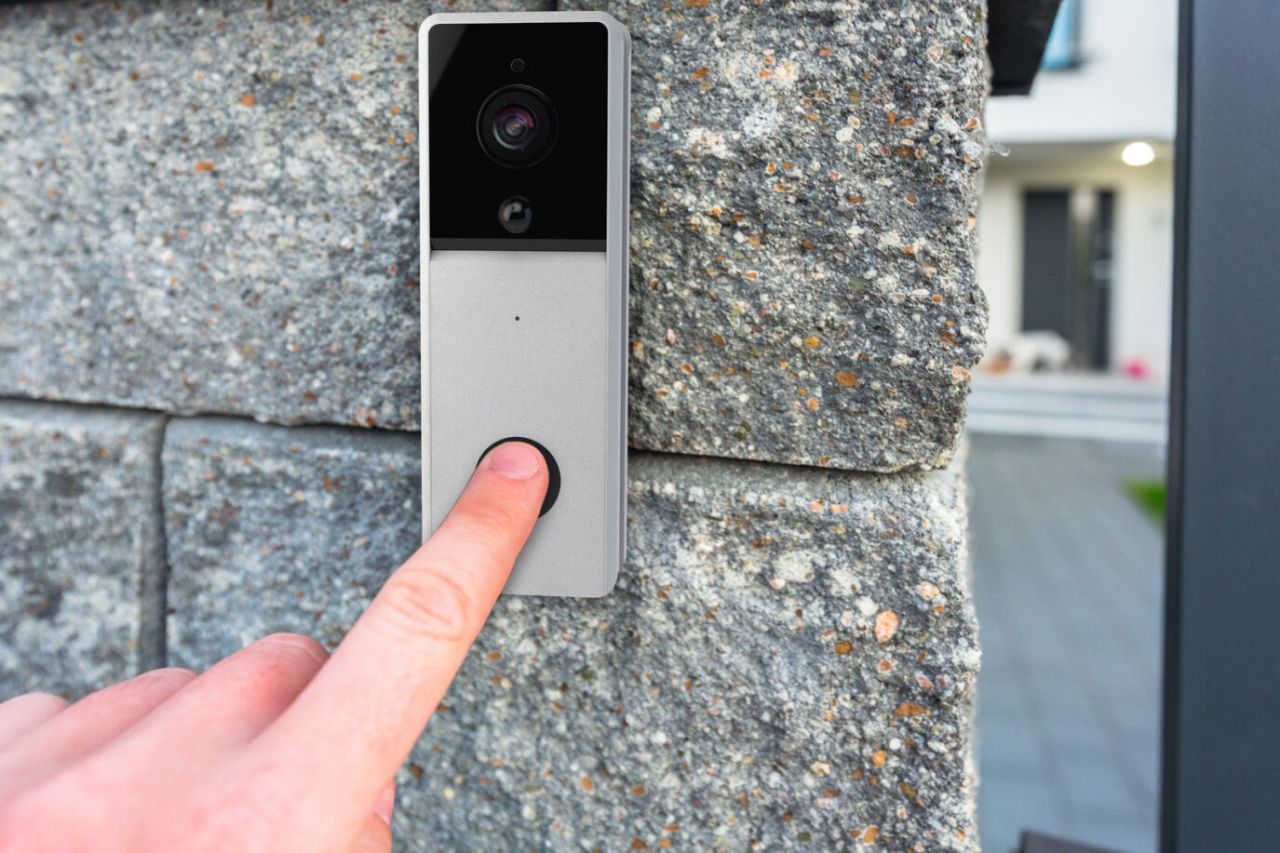 Connect Smart Full HD Video Doorbell White