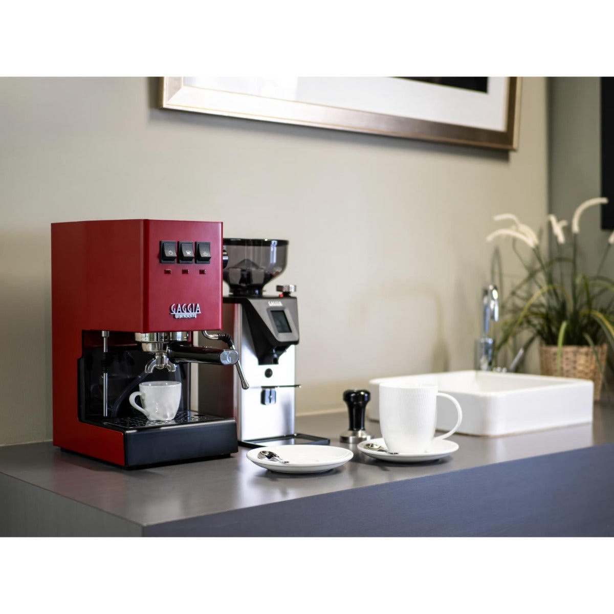 Gaggia - Classic E24 Manual Machine - Red RI9481/12 + Premium Grinder MDF55