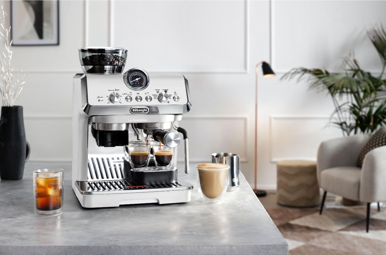 Delonghi - La Specialista Arte Evo with Cold Brew Coffee Machine - White