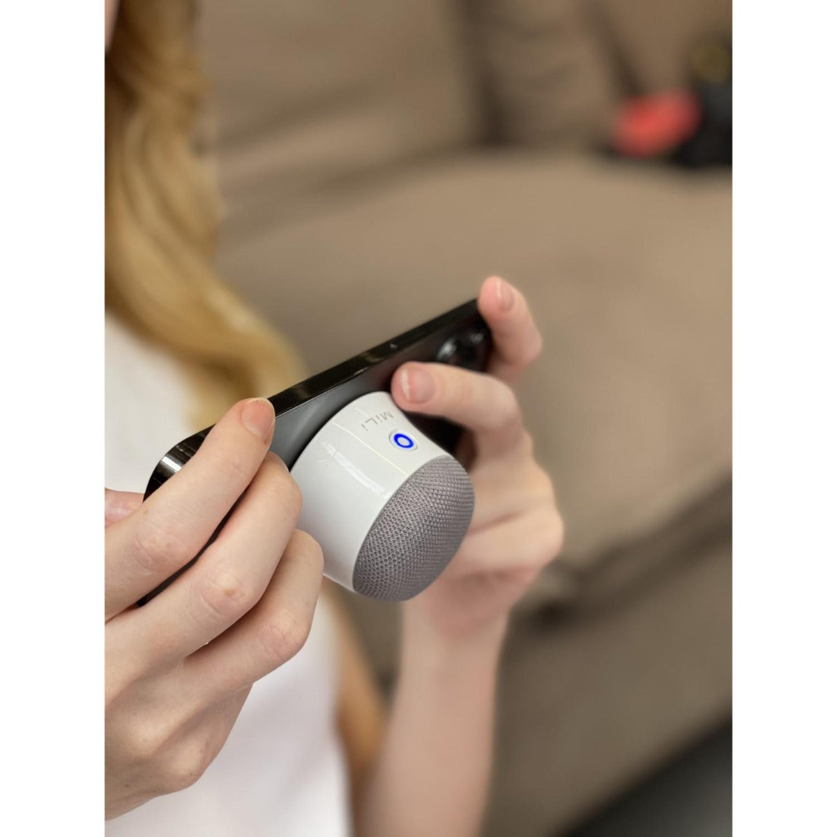 Mili - Mag-SoundMate Mini MagSafe Bluetooth Speaker - White