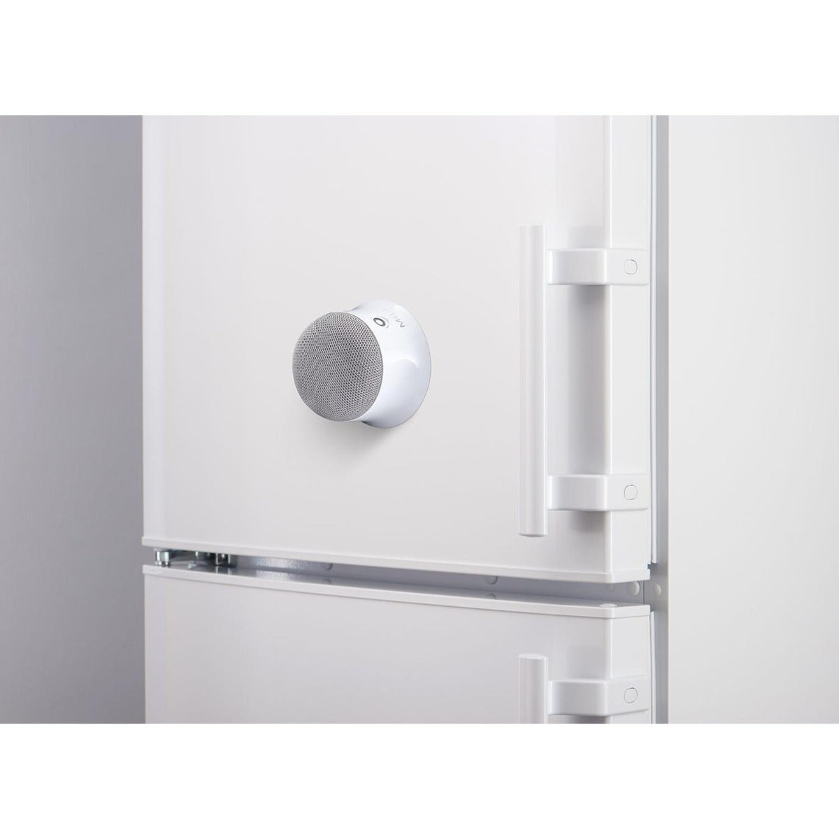 Mili - Mag-SoundMate Mini MagSafe Bluetooth Speaker - White