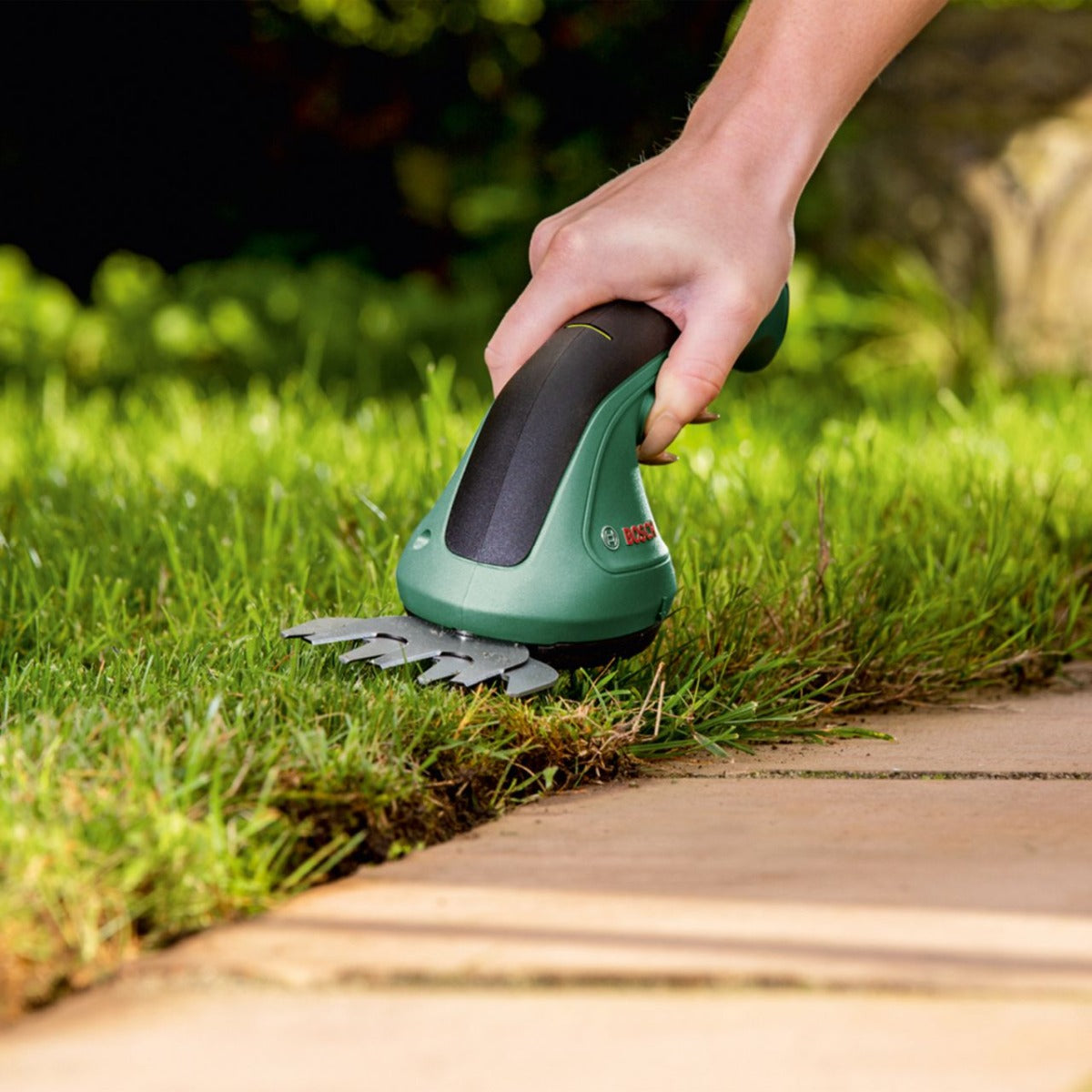 Bosch - EasyShear - Cordless Shrub Shear Set - Dark Green - Wholesales Supply