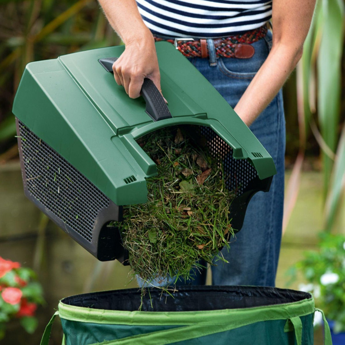 Bosch - Cordless Lawn Mower CityMower 18V with 4.0ah Battery and Fast Charger - Wholesales Supply