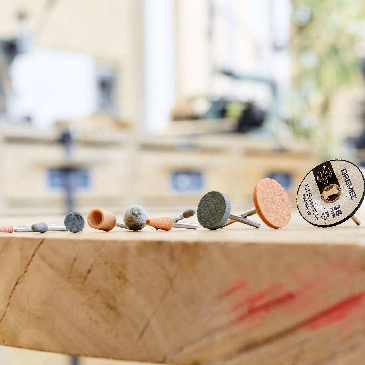 Dremel - 710 160 Piece Accessory Set - Wholesales Supply