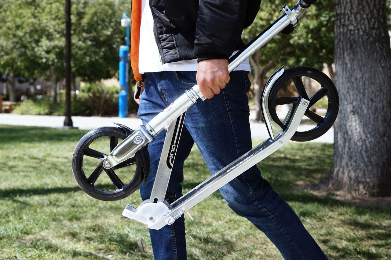 Razor - A5 Deluxe Scooter - Silver - Wholesales Supply