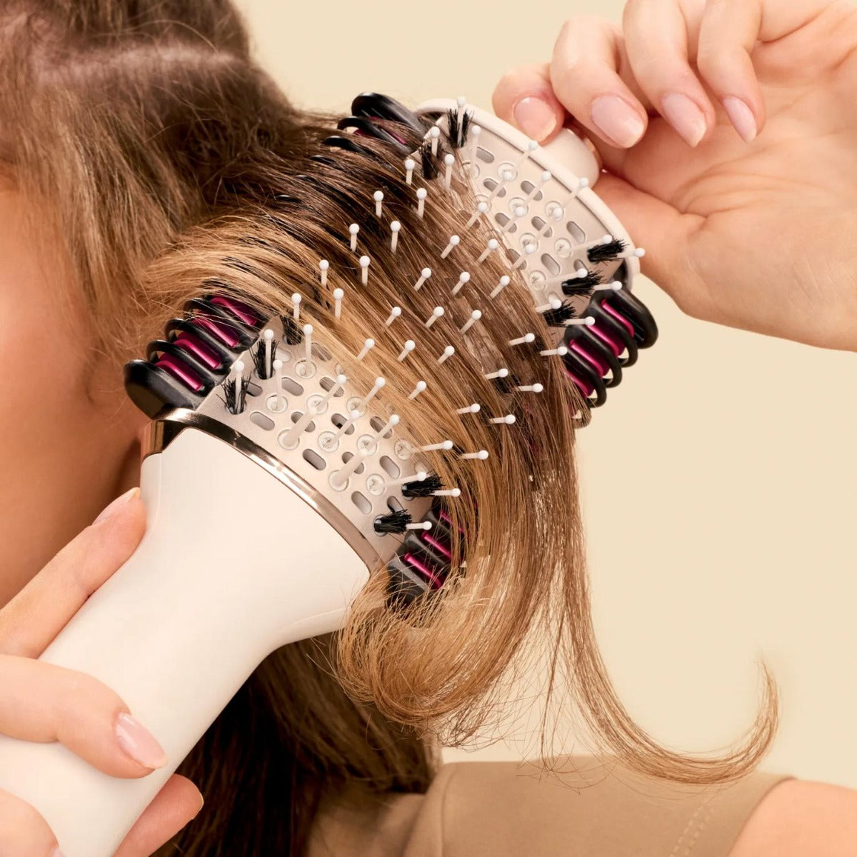 Shark - SmoothStyle Heated Comb Blow Dryer Brush - Wholesales Supply