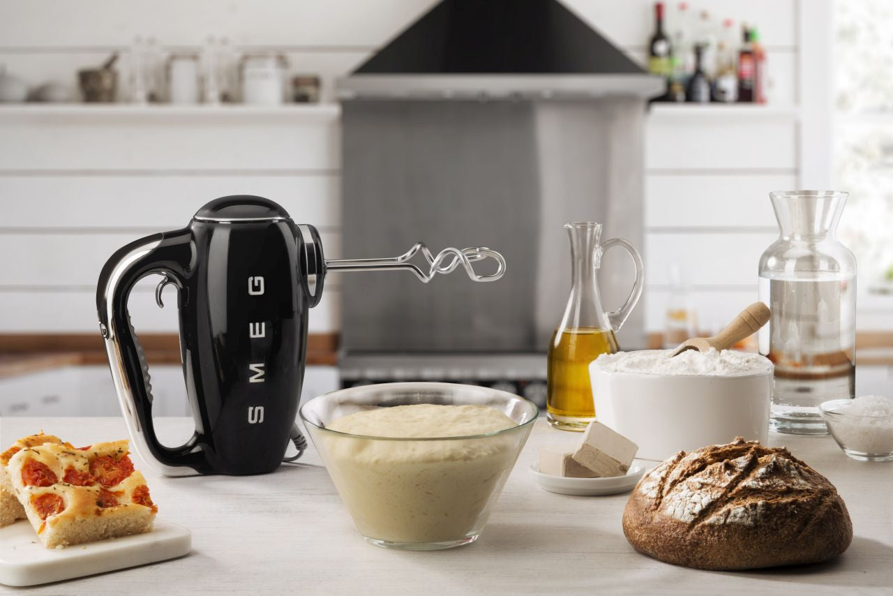 Smeg - 50's Style Digital Hand Mixer - Black - Wholesales Supply