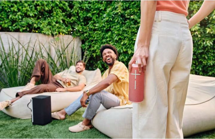 UE - Ultimate Ears Boom 4 - Raspberry - Wholesales Supply