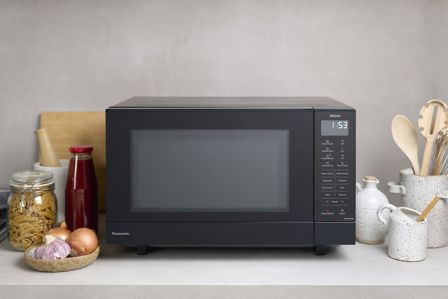 Panasonic - 27L 1000W Flatbed Microwave Oven - Black