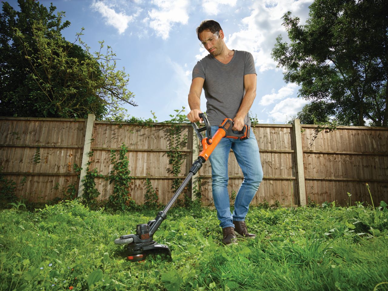 Black & Decker - 280mm 18V Lithium-ion Cordless Strimmer Grass Trimmer - Orange