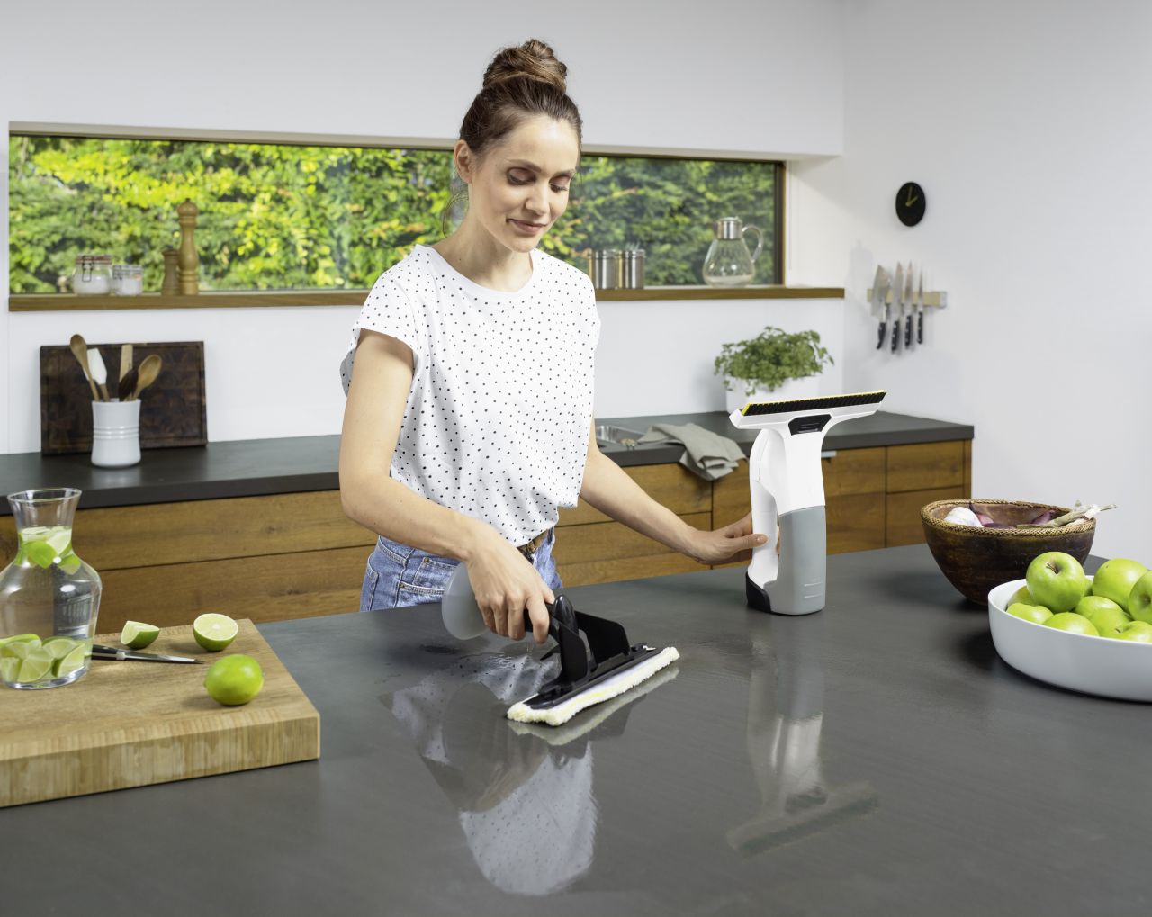 Karcher - WV 6 Plus Window Handheld Vacuum Cleaner - White