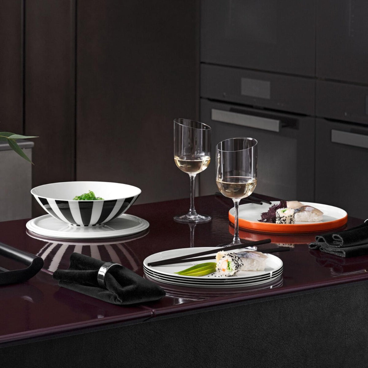 Villeroy & Boch - Iconic La Boule Memphis 7 piece tablesetting for two