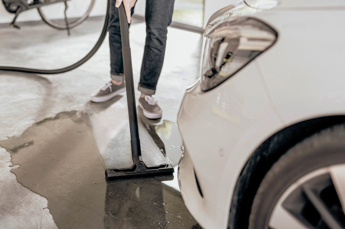 Karcher - WD 4 S Wet & Dry Vacuum