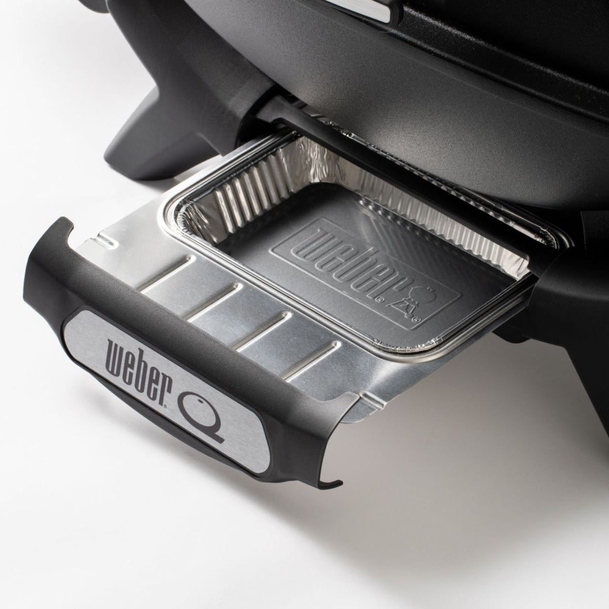 Weber - Q2600N+ NG BBQ - Midnight Black