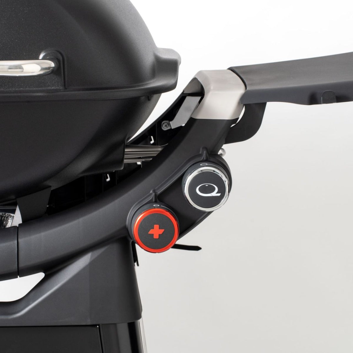 Weber - Family Q3100N+ NG BBQ - Midnight Black