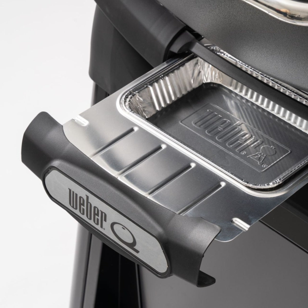 Weber - Family Q3100N+ NG BBQ - Midnight Black