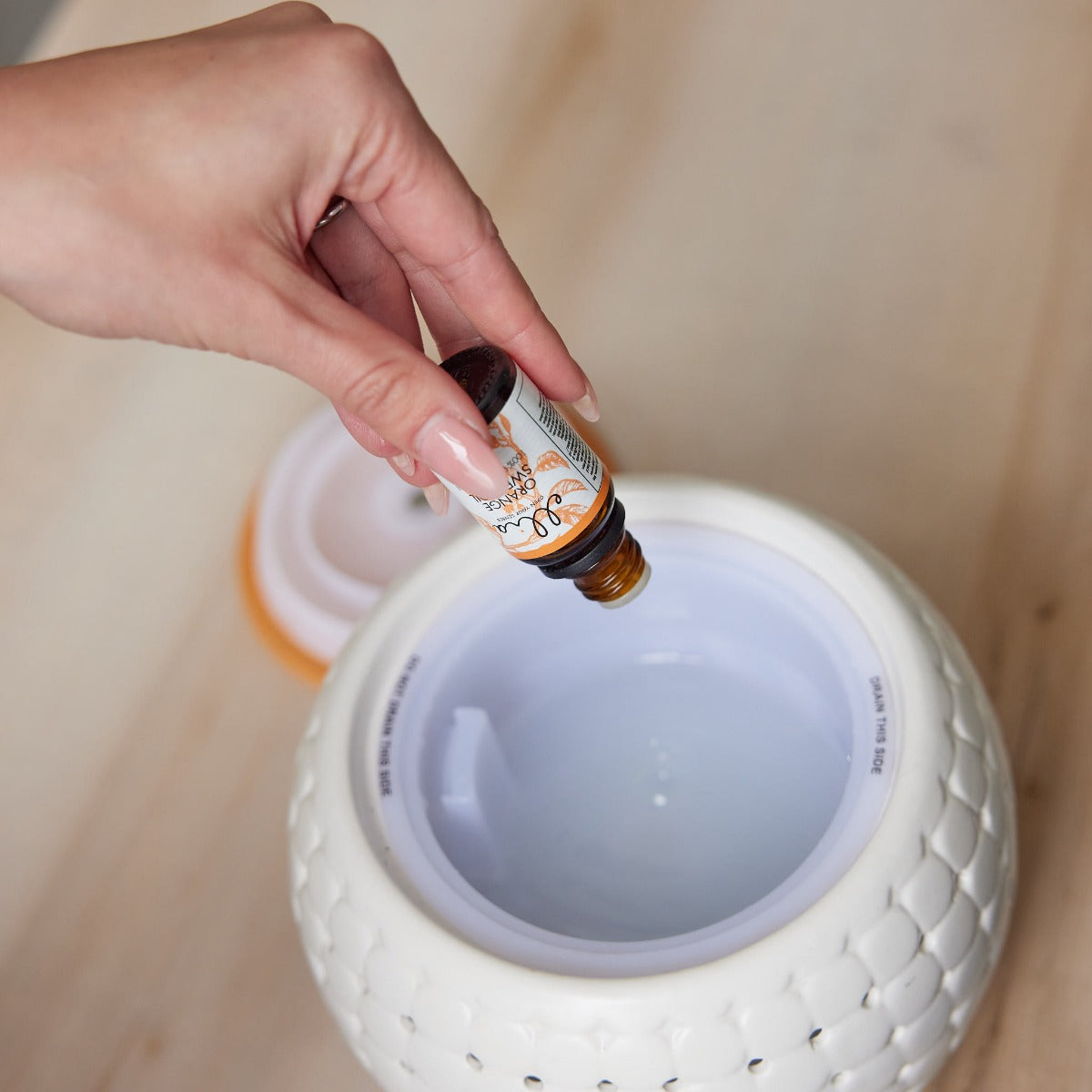 Homedics - Ellia Cadence Ultrasonic WiFi Diffuser - White