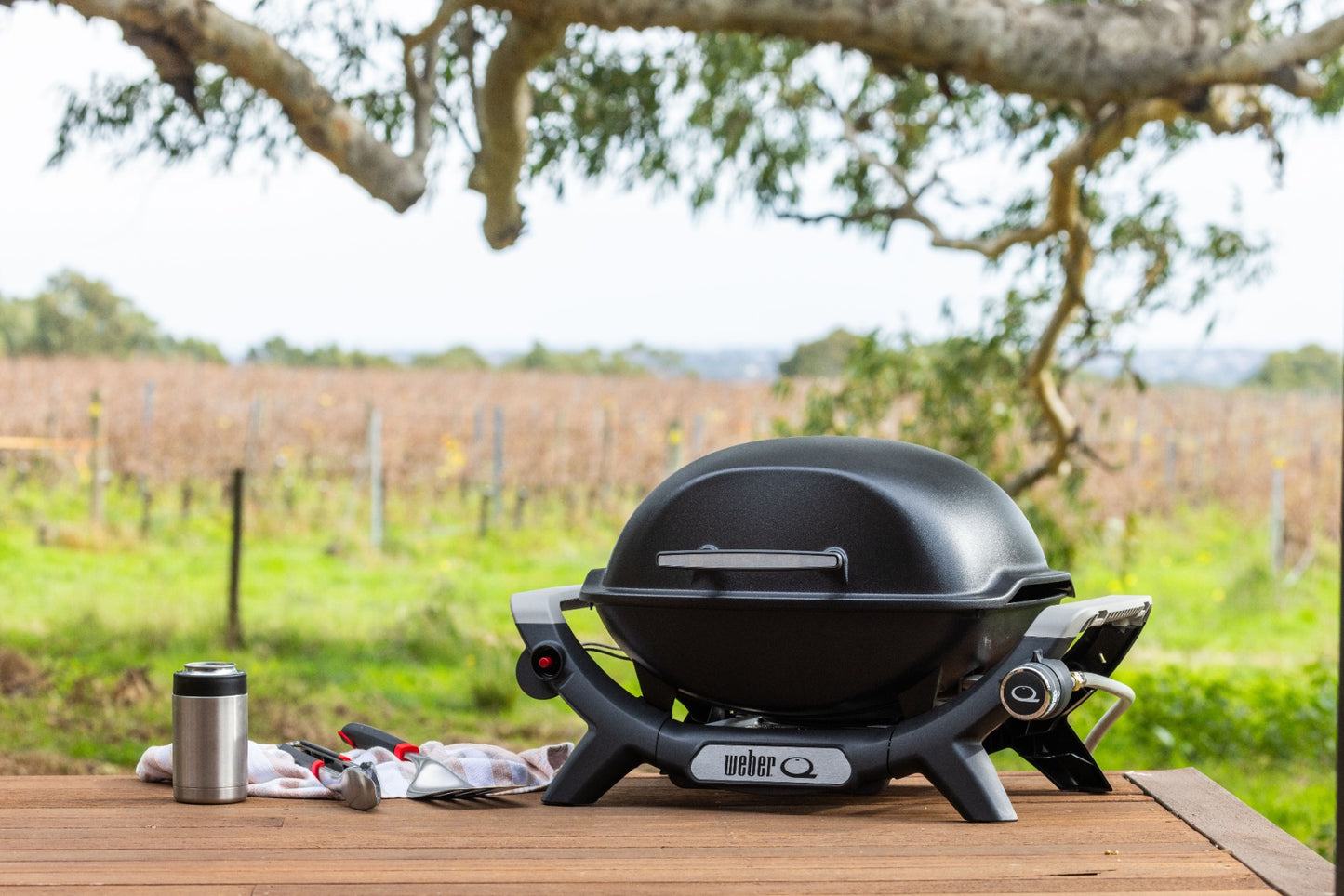 Weber - Baby Q1000N LP BBQ - Midnight Black
