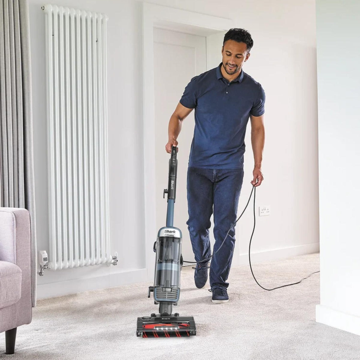 Shark - Stratos XL Pet Pro Powered Lift-Away with Odour Neutraliser Technology