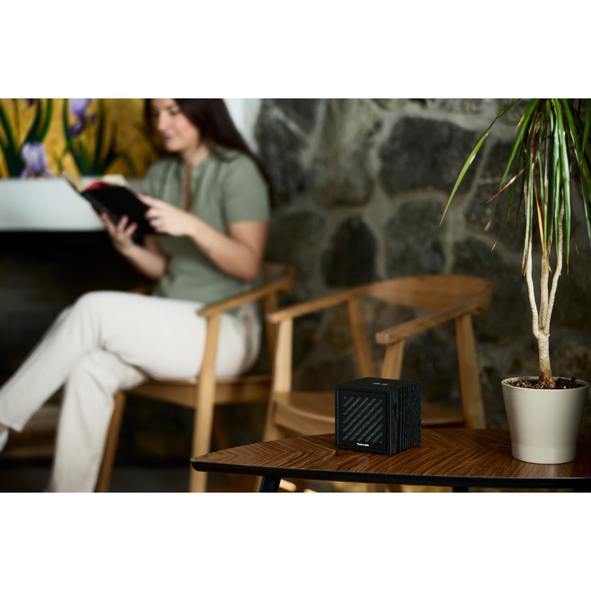 Tivoli - Boutique BT Speaker with fast charging - Black