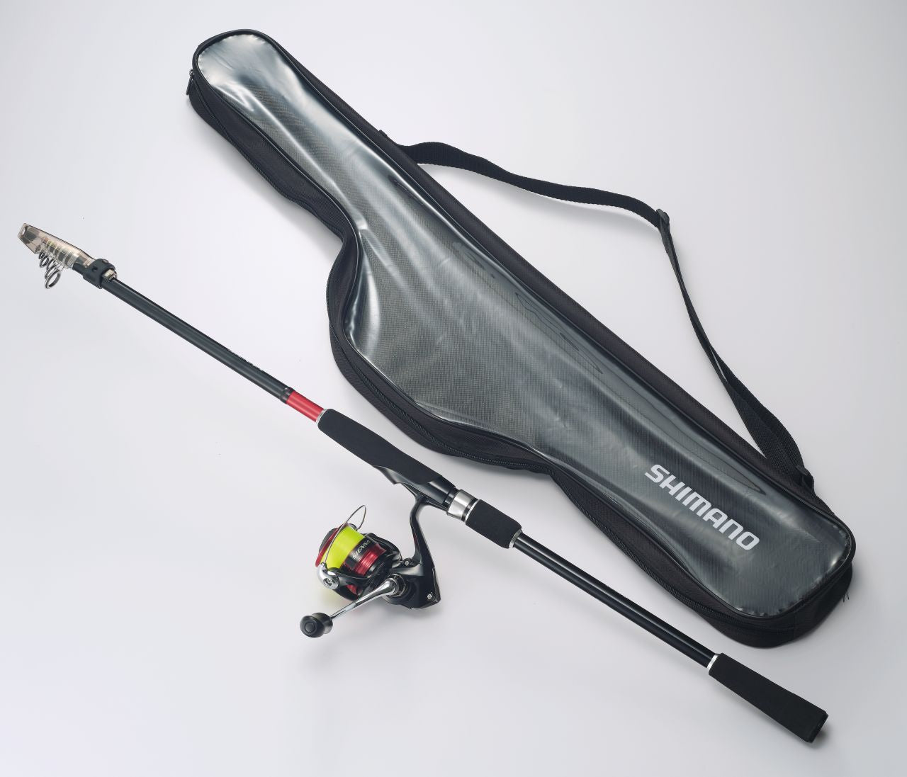 Shimano - Sienna 8' 6'' 2500 Telescopic S86ML Rod/Reel/Bag Combo