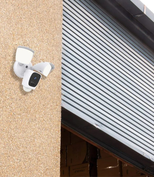Connect Outdoor Smart Floodlight Camera