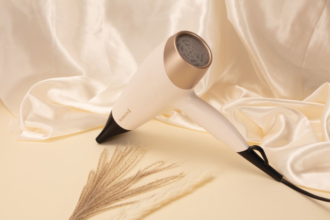 Remington = Shea Soft Hairdryer