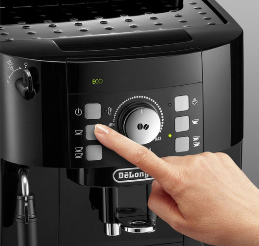 Delonghi - Magnifica Fully Automatic Coffee Machine - Black