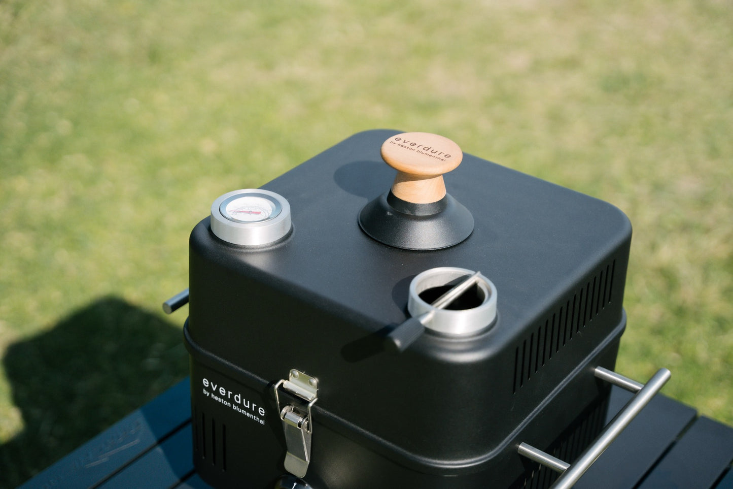 Everdure Pro Flame 360 Portable BBQ Propane