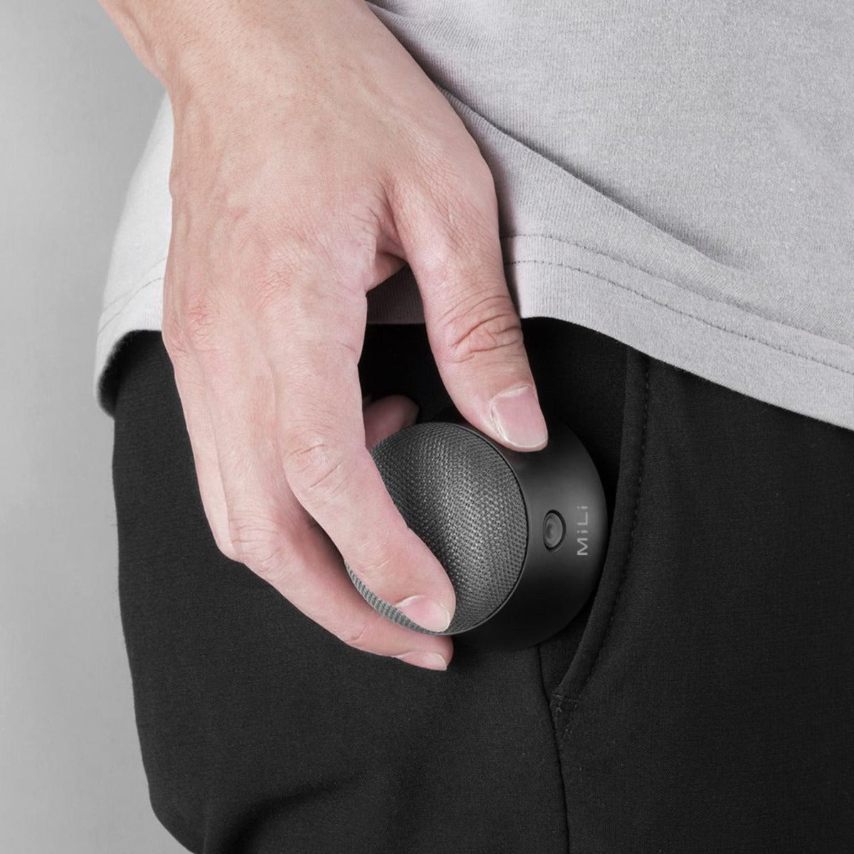 Mili - Mag-SoundMate Mini MagSafe Bluetooth Speaker - Black