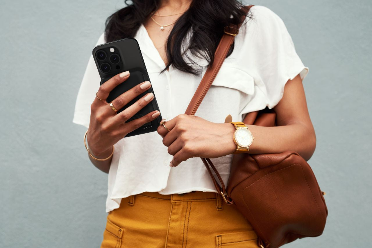 Belkin - Magnetic Power Bank Qi2 15W 8K - Black - Wholesales Supply