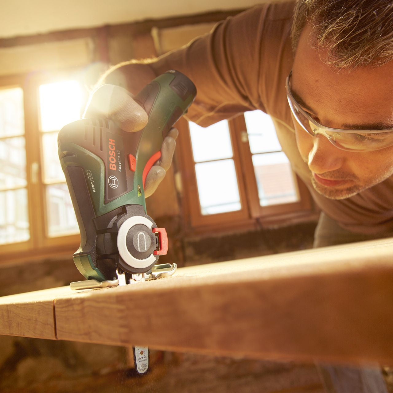 Bosch - Cordless Micro NanoBlade Saw EasyCut 12 - Wholesales Supply