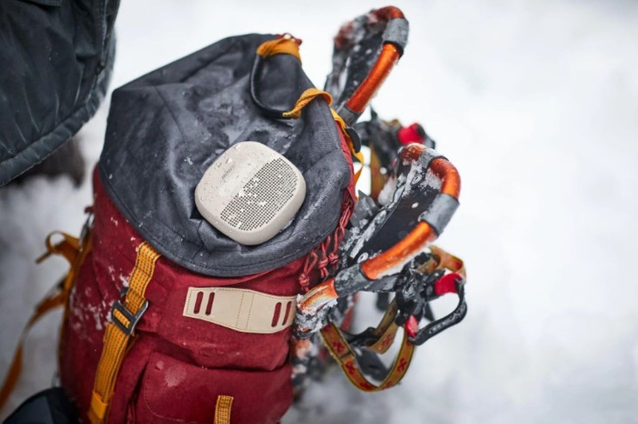 Bose SoundLink Micro Portable Bluetooth Speaker - White Smoke - Wholesales Supply