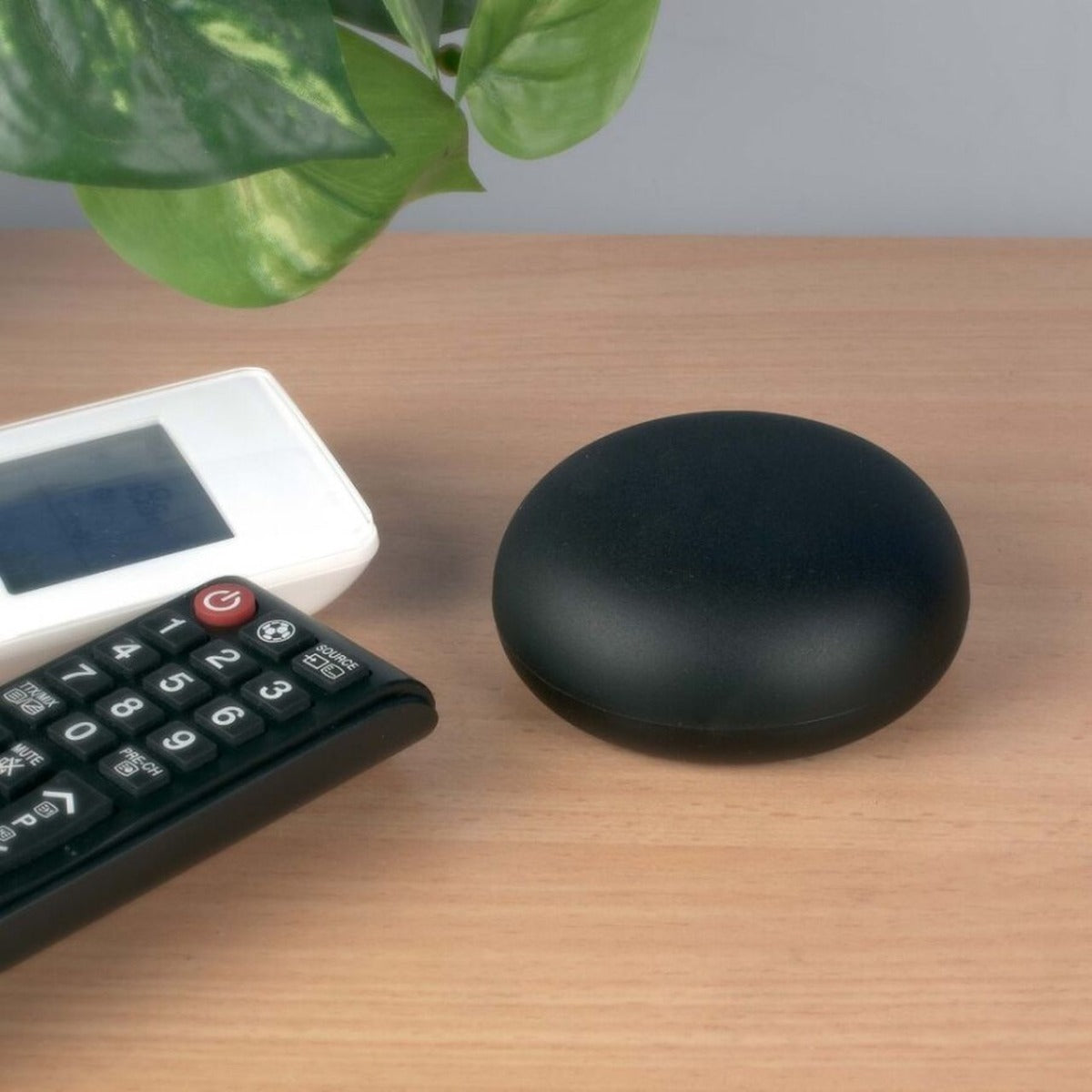 Connect Universal Smart IR Remote w Temp/Humidity Sensors - Wholesales Supply