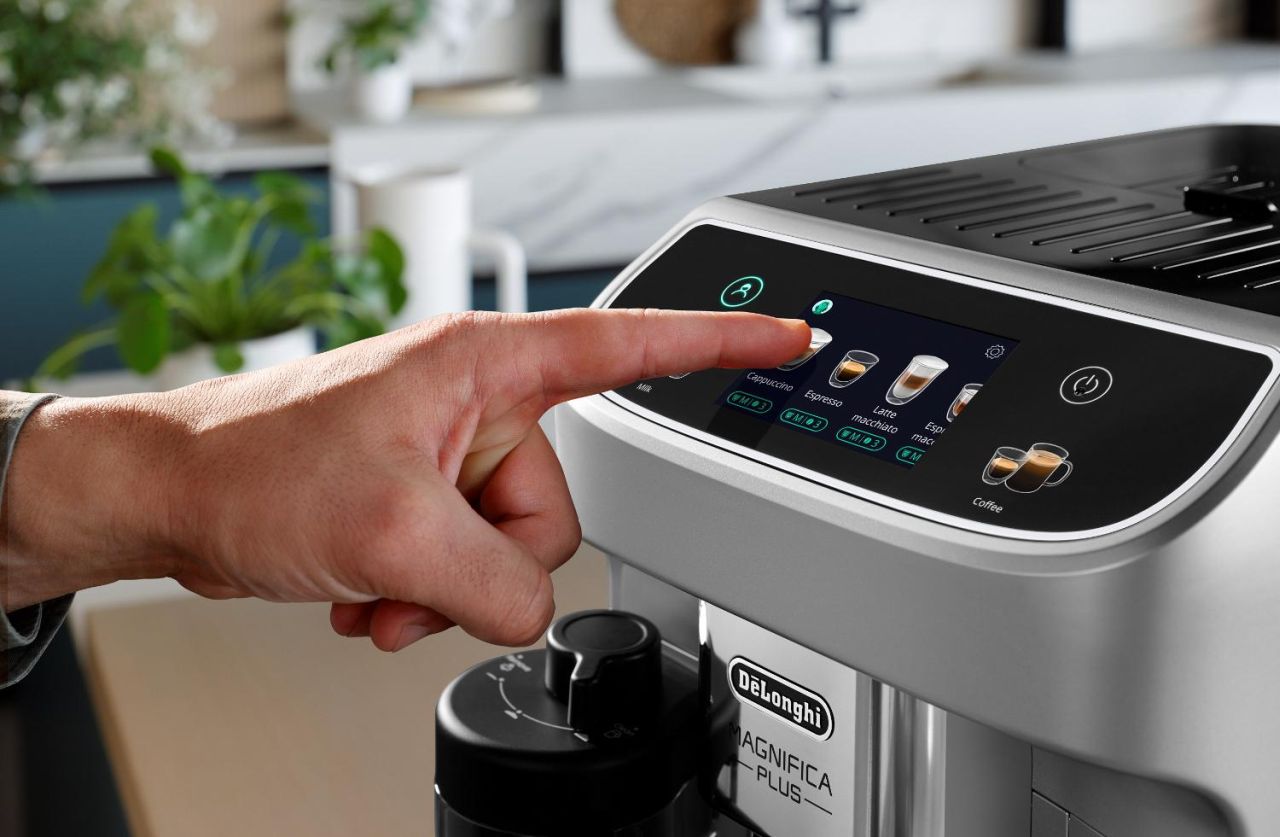 Delonghi - Magnifica Plus Automatic Coffee Machine - Wholesales Supply