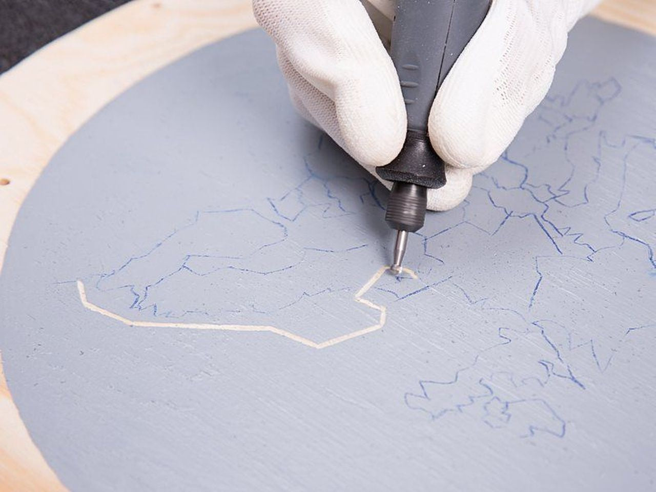 Dremel - 3000-2/30 Corded Rotary Tool Kit - Wholesales Supply