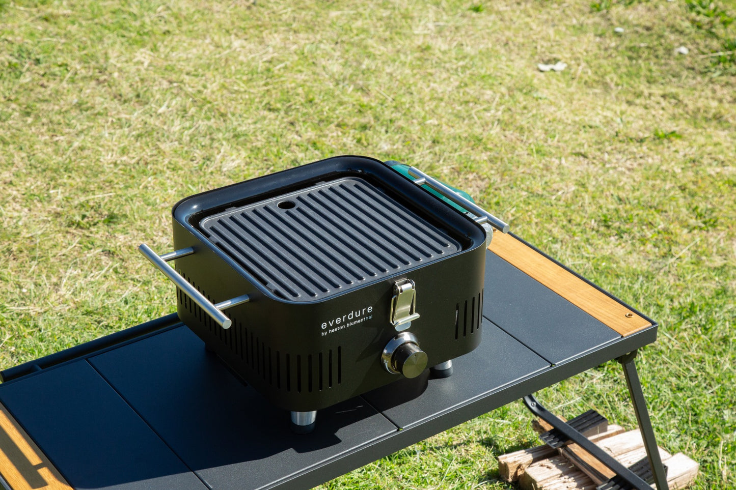 Everdure Pro Flame 360 solid plate to suit ECUBEG1B - Wholesales Supply