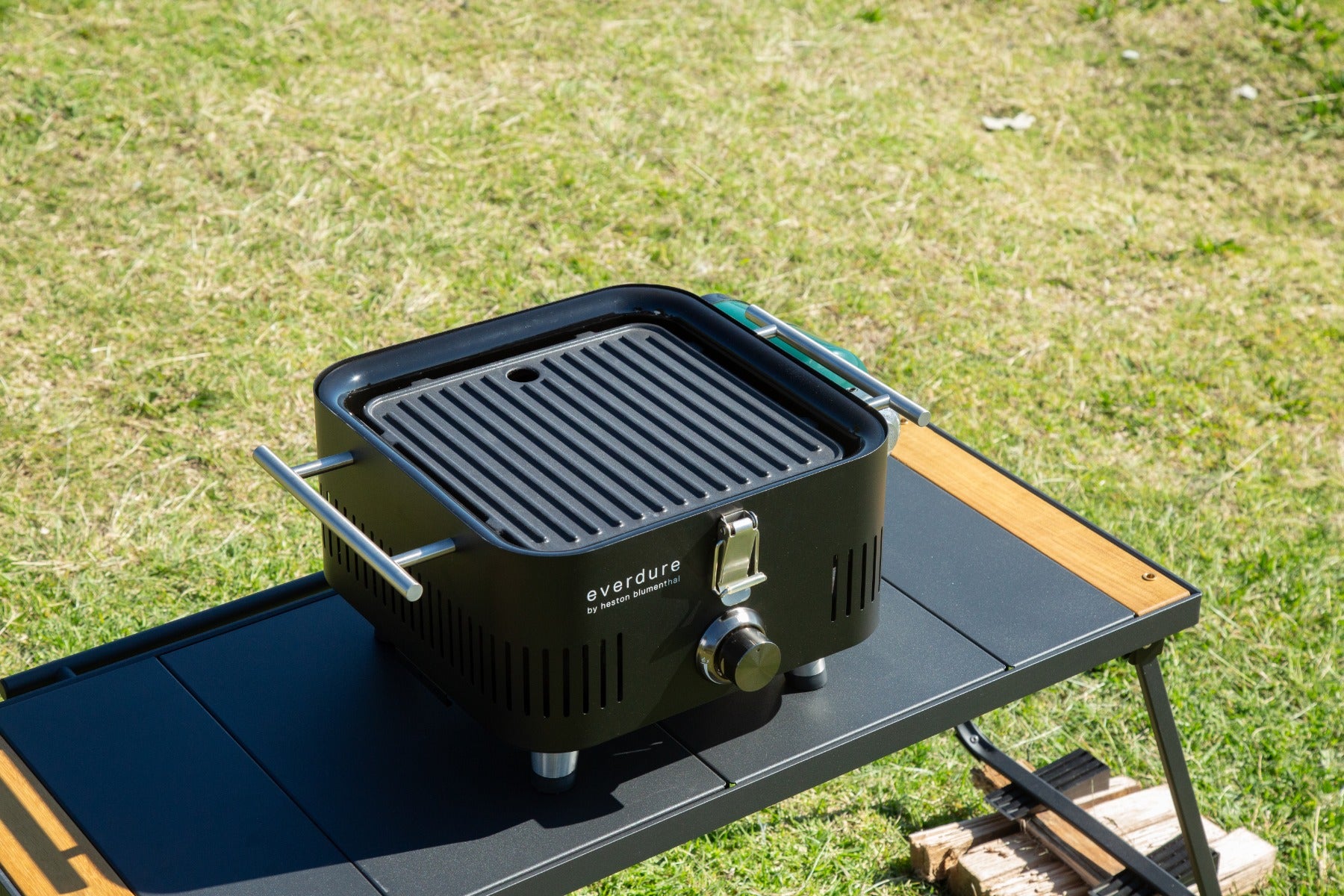 Everdure Pro Flame 360 solid plate to suit ECUBEG1B - Wholesales Supply