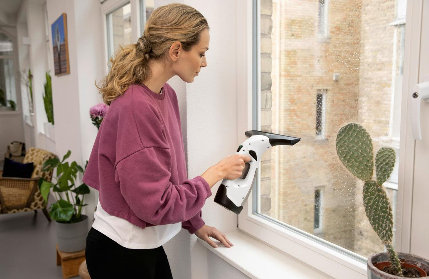 Karcher - WV 2 Window Handheld Vacuum Cleaner - White - Wholesales Supply