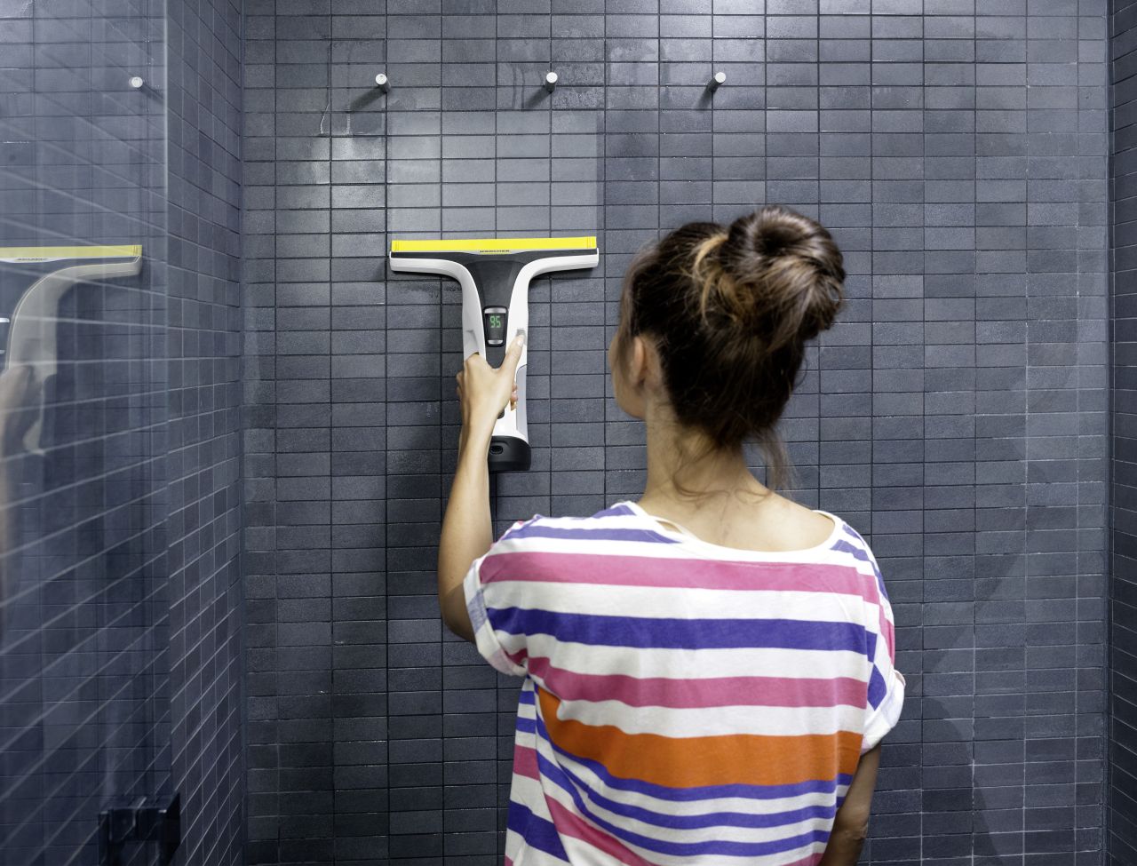 Karcher - WV 6 Plus Window Handheld Vacuum Cleaner - White - Wholesales Supply