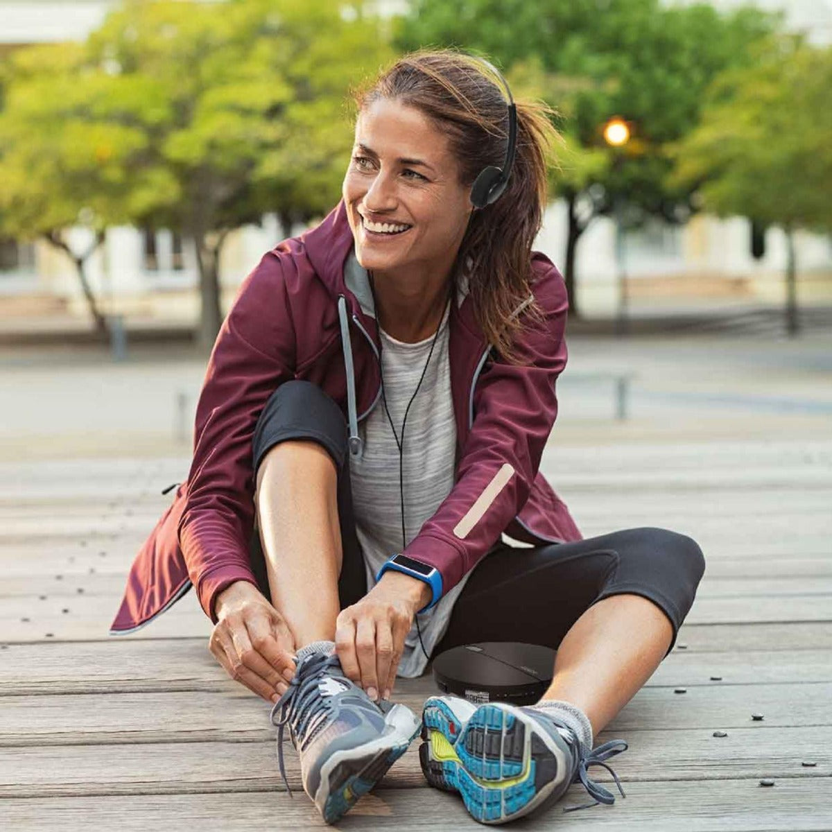 Laser - Portable CD MP3 Player w Anti-Skip Tech & Headphones - Wholesales Supply