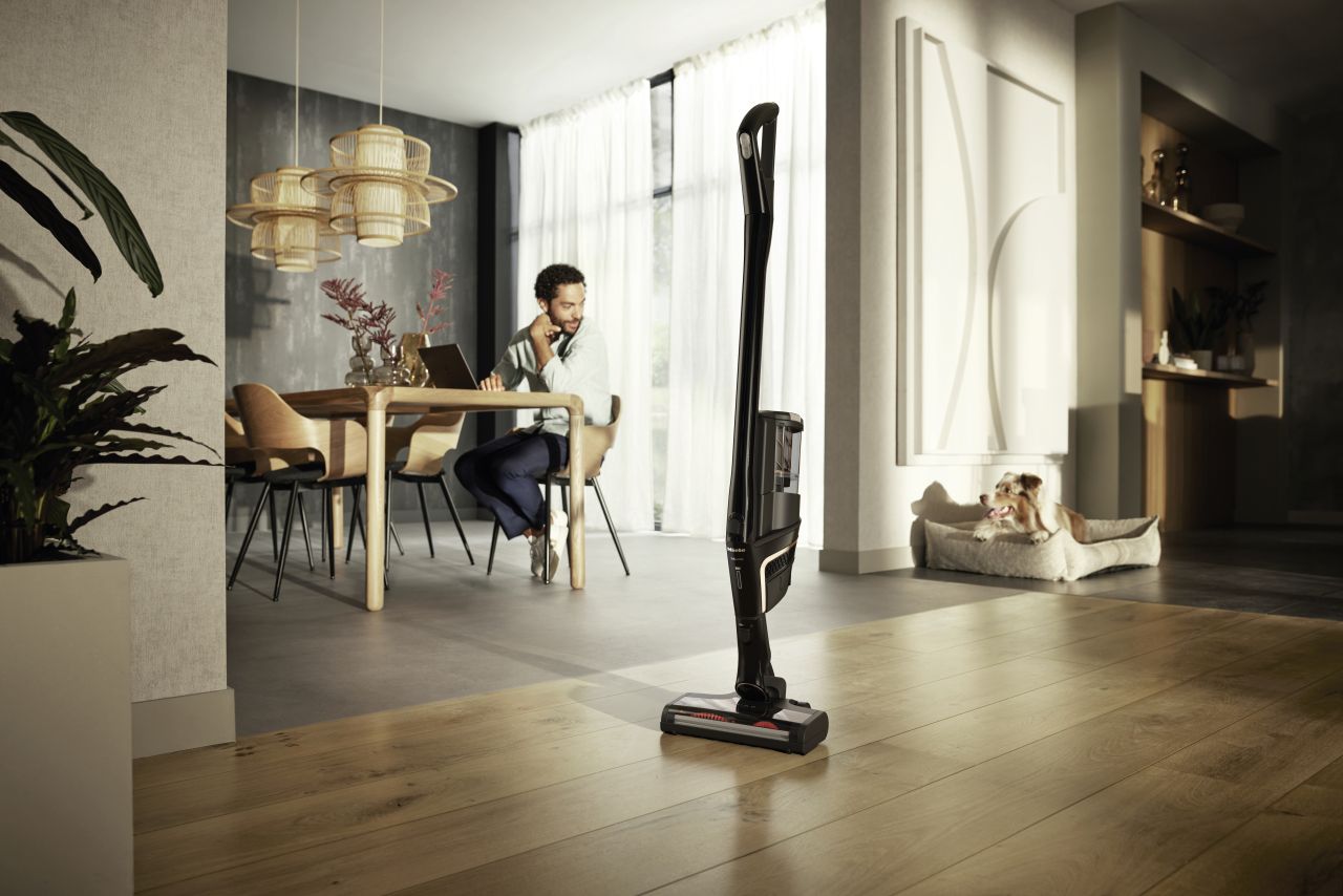 Miele - Triflex HX2 Cat & dog Obsidian Black Cordless - 11827140 - Wholesales Supply