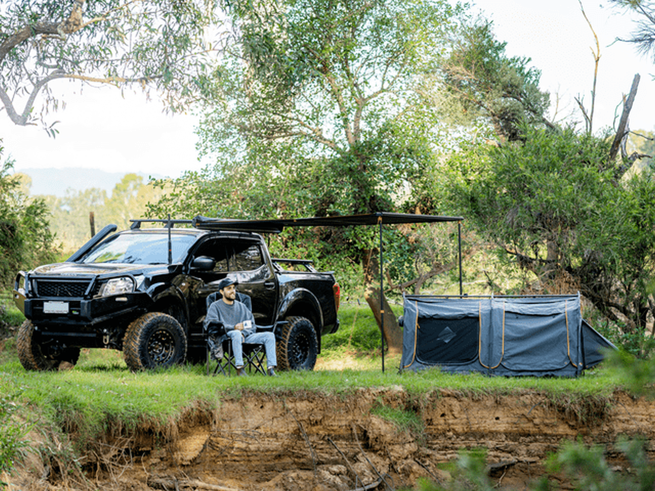 Oztrail - Sundowner 1550 Swag - Wholesales Supply