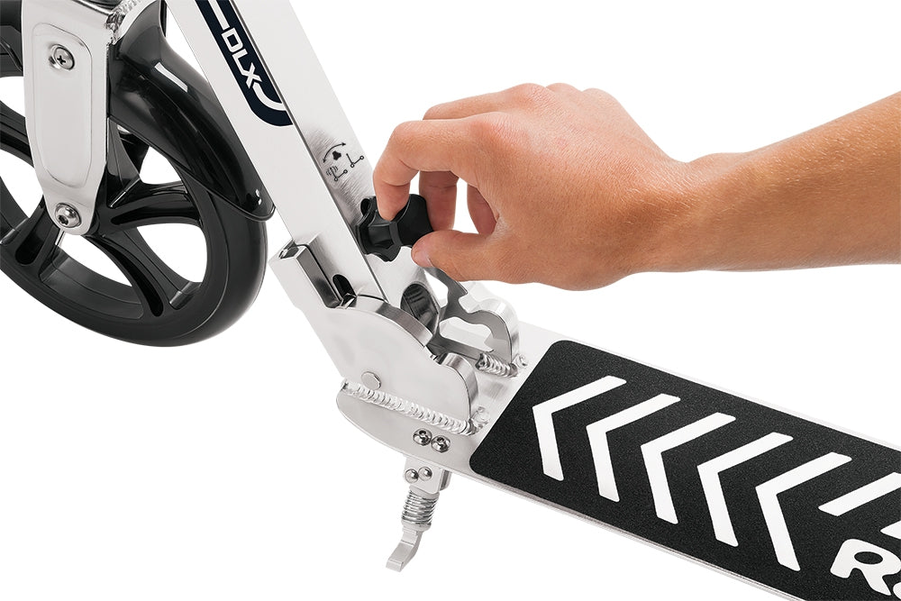 Razor - A5 Deluxe Scooter - Silver - Wholesales Supply