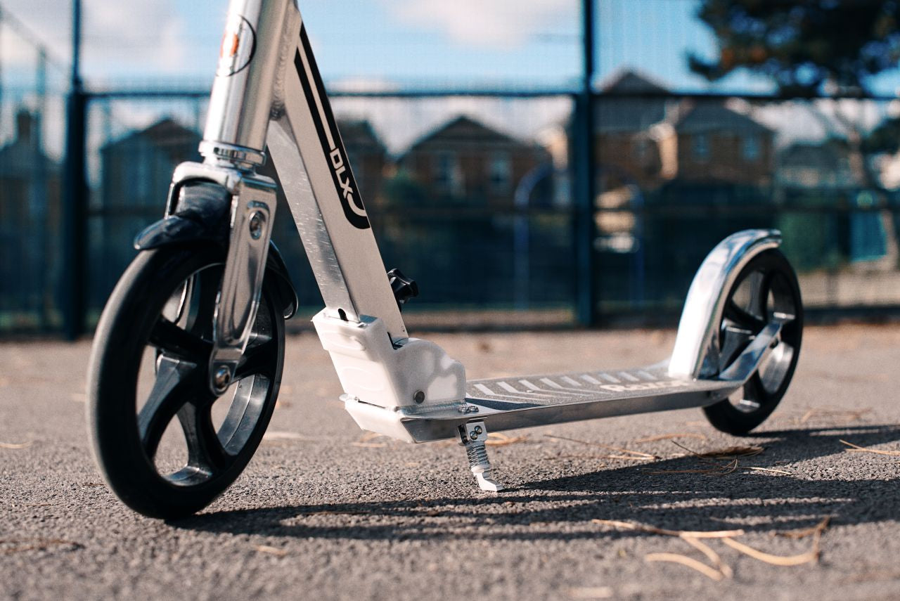 Razor - A5 Deluxe Scooter - Silver - Wholesales Supply