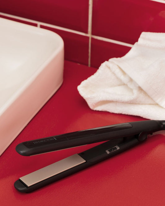 Remington - Ceramic Straight 215 - Wholesales Supply