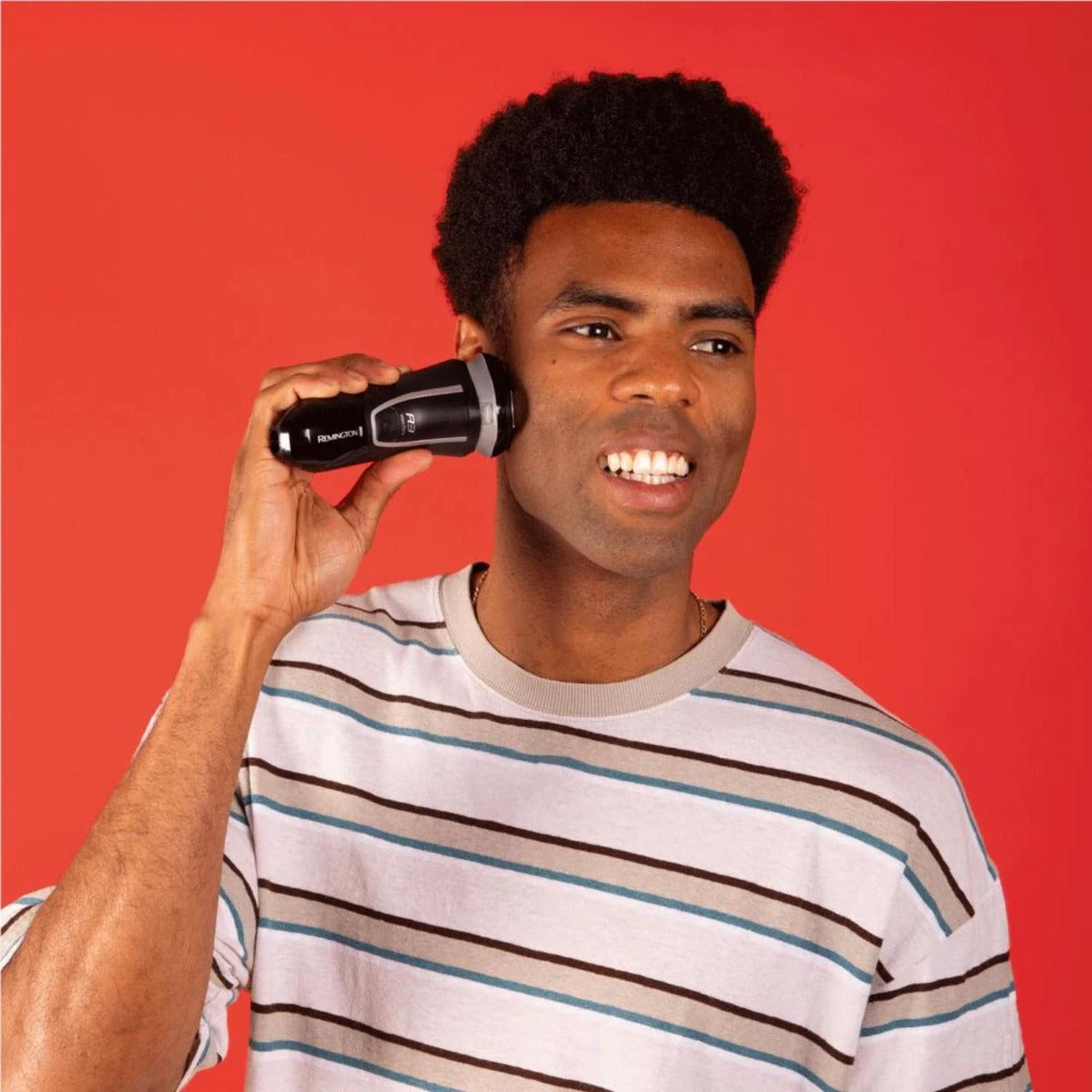 Remington - Power Series R3 Rotary Shaver - Wholesales Supply