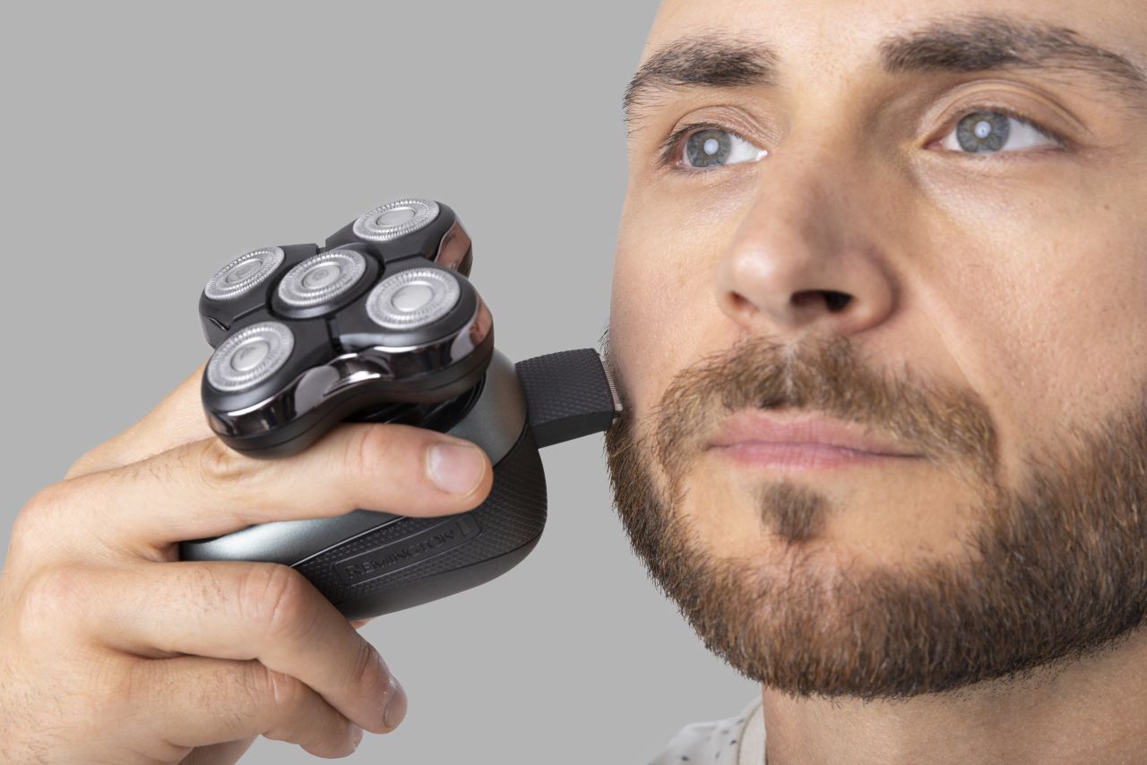 Remington - RX7 Ultimate Headshaver - Wholesales Supply